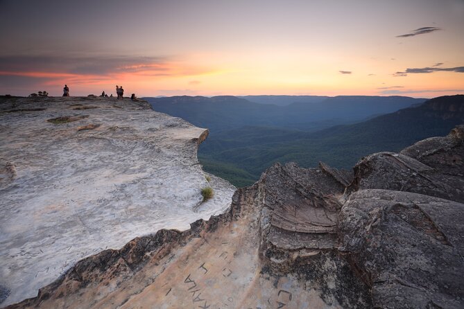 Blue Mountains Day Tour with Scenic World and Wildlife Park Entry - Three Sisters at Echo Point and Lincoln’s Rock Lookout Time