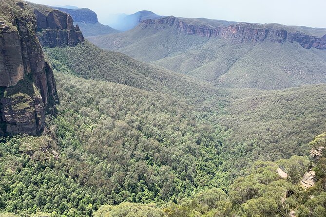 Blue Mountains Private Tour From Sydney, & Featherdale Aussie Animal Park Option - Scenic World + Katoomba and Leura: rides and lunch without derailing the day