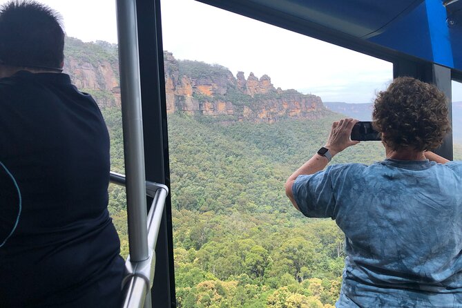 Blue Mountains: Three Sisters, Scenic World and Wildlife park - Lunch timing: included meals, but bring your appetite and water