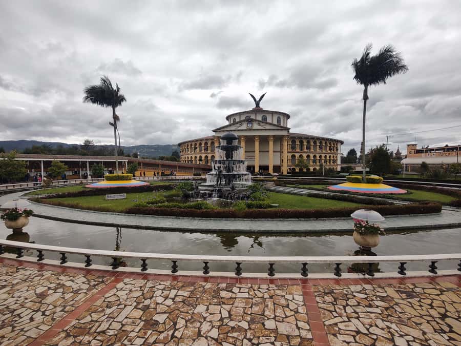 BOGOTA: Tour of Jaime Duque Park, Zoo, and Aerospace Museum - Wakatá Biopark: seeing wild animals with a conservation message
