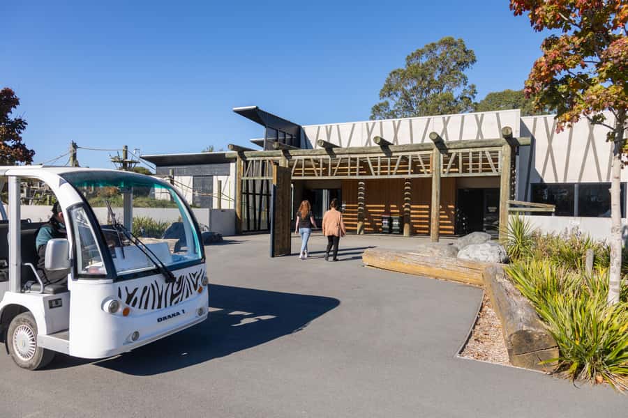 Christchurch: Orana Wildlife Park Admission - Reptiles, Farmyard friends, and scheduled moments that make the admission feel worth it