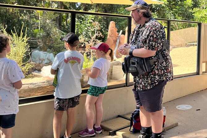 DINOSAUR and FOSSIL ZOO TOUR Rockhampton - Photo moments with skulls and teeth you’ll actually use