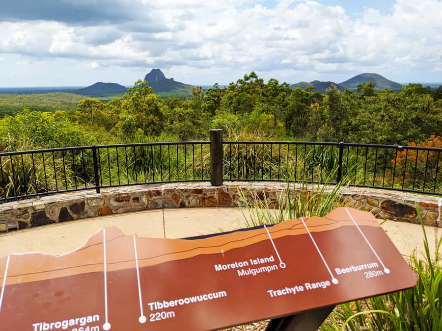 From Brisbane: Day Trip to Noosa, Glass House Mtns and Zoo - Glass House Mountains first: photo stops and volcanic views from the road