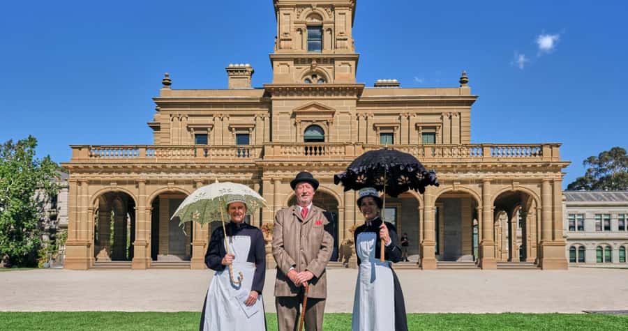 From Melbourne: Werribee Open Range Zoo & Werribee Mansion - The zoo portion: Safari Bus ride + roam time you can actually use