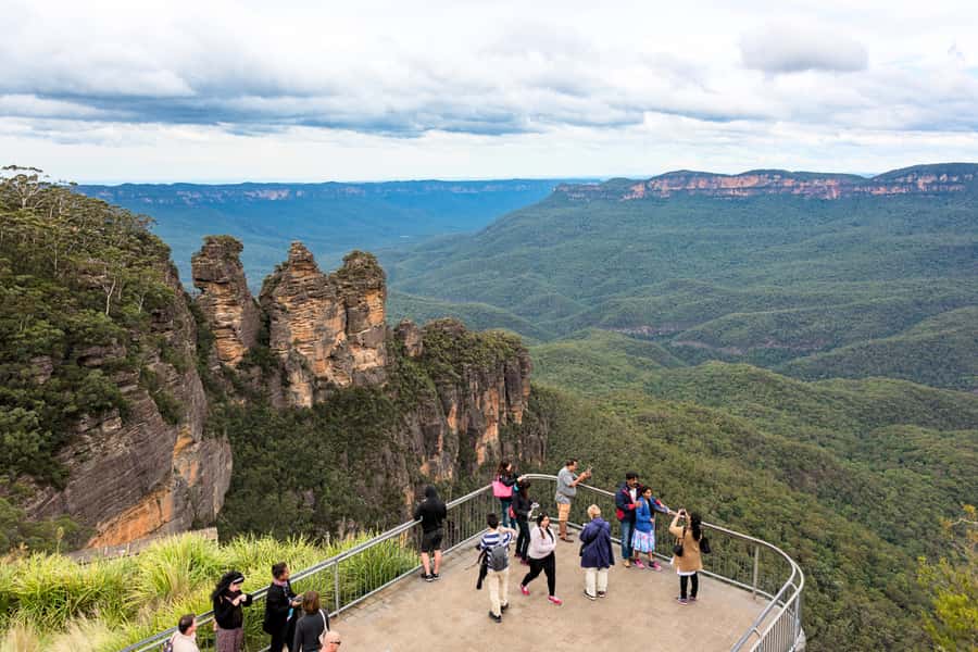 From Sydney: Blue Mountains, Scenic Railway, & Sydney Zoo - Sydney Zoo: kangaroo feeding plus a First Nations cultural talk