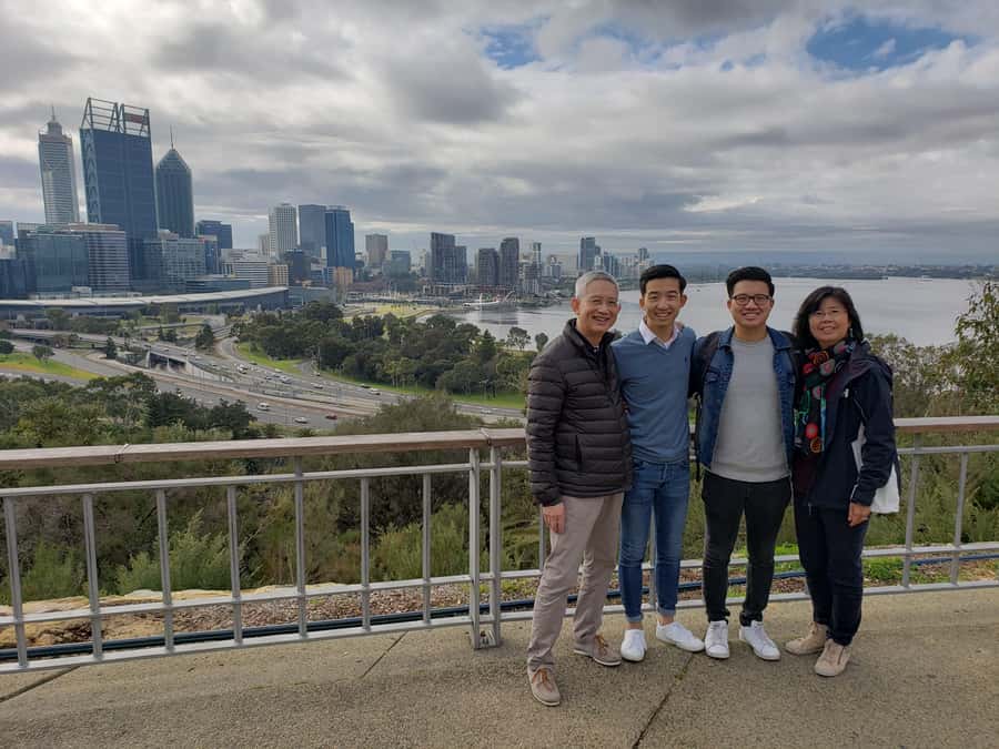 Perth Wildlife Park & City Highlights - Small Group Tours - Scarborough Beach and the Sunset Coast: ocean air without the long commute