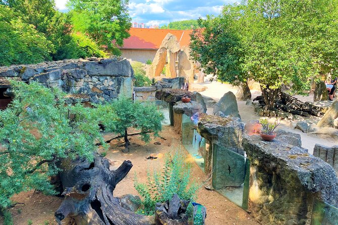 Prague Zoo Ticket with Online Audio Guide - How the 2–3 hours typically feels in Prague Zoo