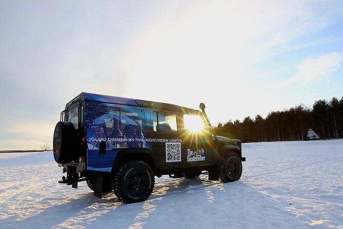 Ranua Zoo Tour VIP Car (private service) - The Ranua Wildlife Park trail: 200 Arctic animals in a 2.5 km walk