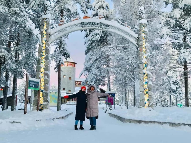 Rovaniemi: Trip to Ranua Zoo with Tickets - Inside the Zoo: 60+ Arctic species in real winter conditions