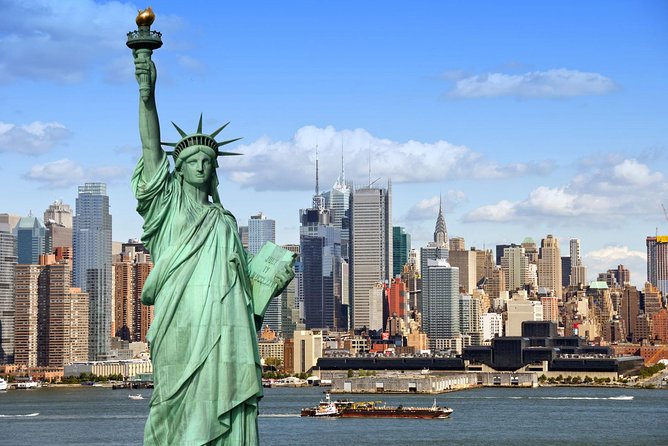 See 30 Top New York Sights (Walking Tour) & Visit Central Park Zoo. - Central Park Zoo with admission included
