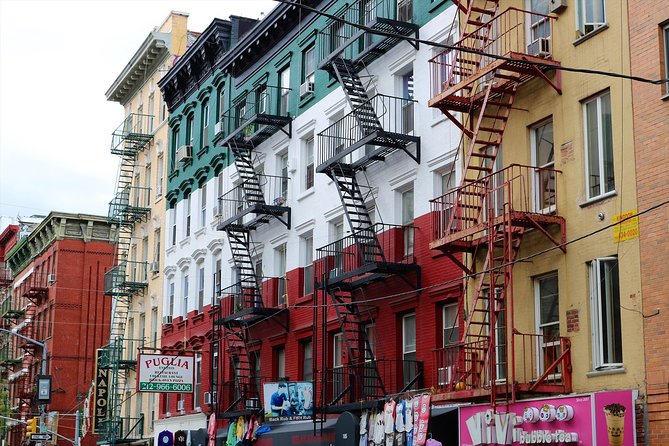 See 30 Top New York Sights (Walking Tour) & Visit Central Park Zoo. - Price and value: $85.13 for a guide plus zoo entry