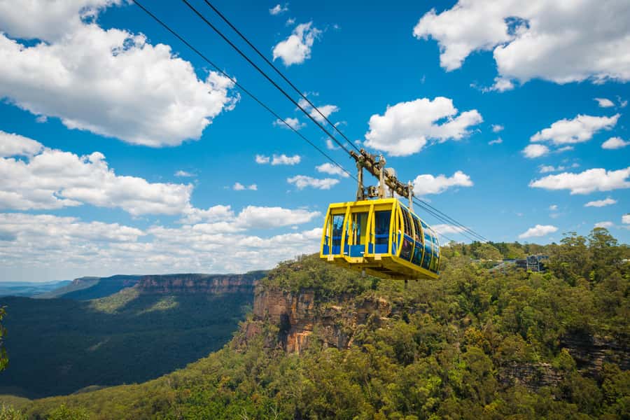 Sydney: Blue Mountains, Scenic World, Zoo & Lincoln's Rock - Scenic World in Katoomba: steep rails and clifftop views