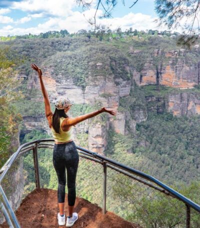 Sydney: Blue Mountains, Scenic World, Zoo & Lincoln's Rock - Three Sisters at Echo Point: the classic view, with a timing edge
