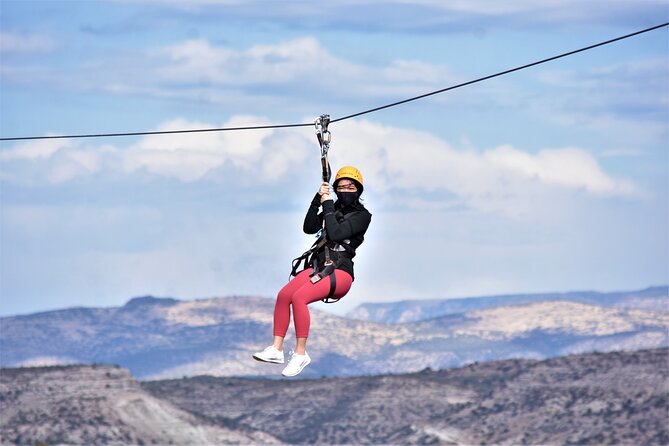 Zip Line Tour at Out of Africa Wildlife Park in Sedona,Camp Verde - The 5 cables + rope bridge route: what your 2 hours looks like